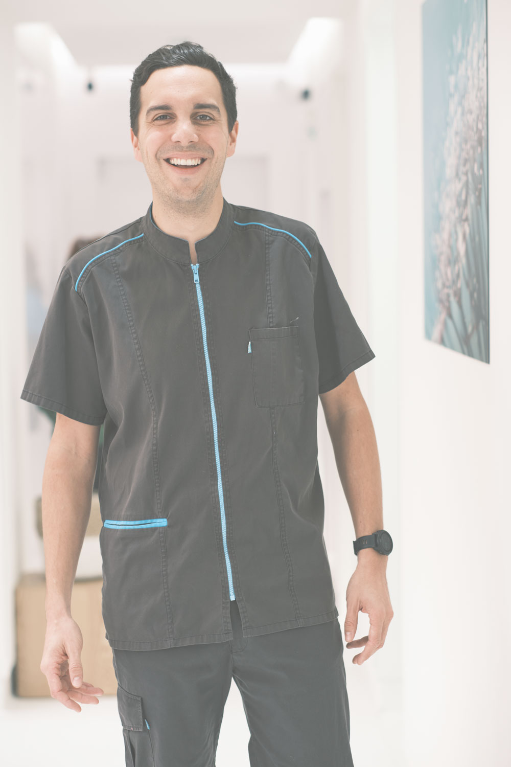 Dr Thomas CHIARINI - We Smile